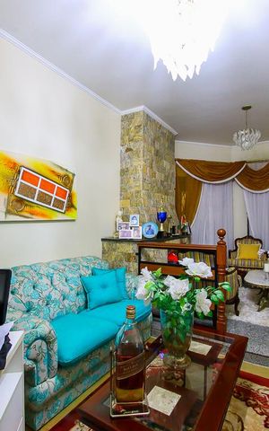 Casa à venda com 239m², 3 quartos e 3 vagas Casa à venda com 239m², 3 quartos e 3 vagasSala 2
