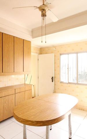 Casa à venda com 600m², 4 quartos e 3 vagasCozinha