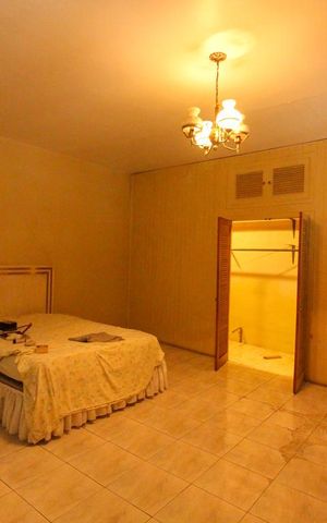 Casa à venda com 600m², 4 quartos e 3 vagasQuarto 1 - Suíte