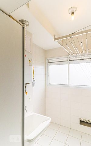 Apartamento para alugar com 47m², 1 quarto e 1 vaga Apartamento para alugar com 47m², 1 quarto e 1 vagaÁrea de Serviço