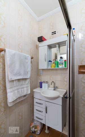 Apartamento à venda com 67m², 2 quartos e 1 vagaBanheiro