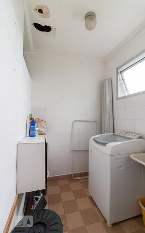Apartamento à venda com 67m², 2 quartos e 1 vagaÁrea de serviço