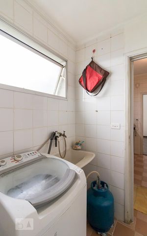 Apartamento à venda com 67m², 2 quartos e 1 vagaÁrea de serviço