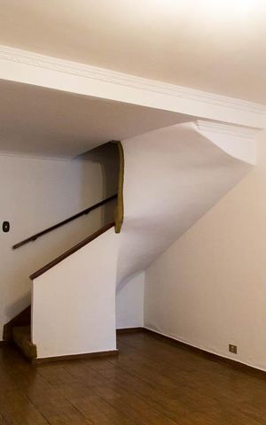 Casa para alugar com 90m², 2 quartos e 1 vaga Casa para alugar com 90m², 2 quartos e 1 vagaSala