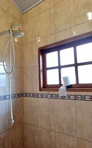 Casa para alugar com 296m², 5 quartos e 4 vagasBanheiro de Serviço