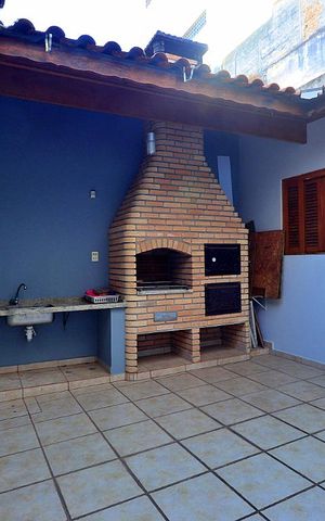 Casa para alugar com 296m², 5 quartos e 4 vagasChurrasqueira