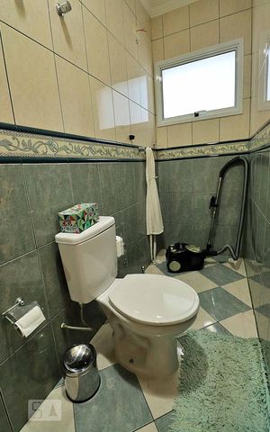 Casa para alugar com 296m², 5 quartos e 4 vagasBanheiro da Suíte 2