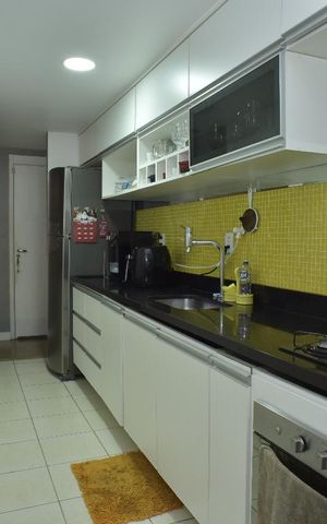 Apartamento à venda com 88m², 4 quartos e 1 vagaCozinha
