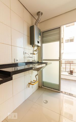 Apartamento para alugar com 65m², 2 quartos e 1 vagaÁrea de Serviço 