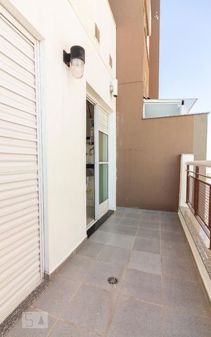 Apartamento para alugar com 65m², 2 quartos e 1 vagaVaranda do Quarto 