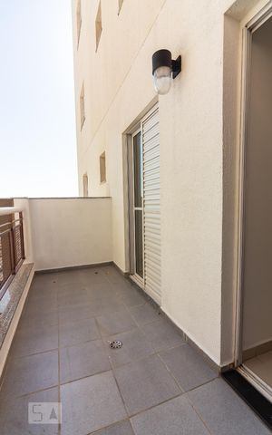 Apartamento para alugar com 65m², 2 quartos e 1 vagaVaranda do Quarto 