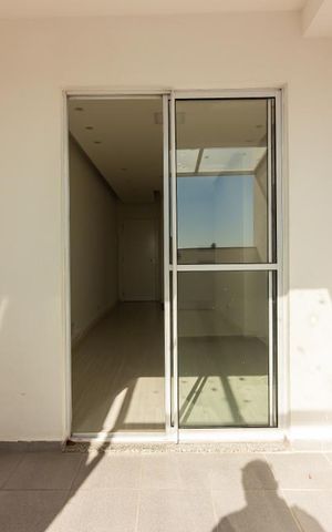 Apartamento para alugar com 65m², 2 quartos e 1 vagaVaranda