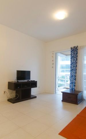 Apartamento para alugar com 105m², 2 quartos e 2 vagasSala