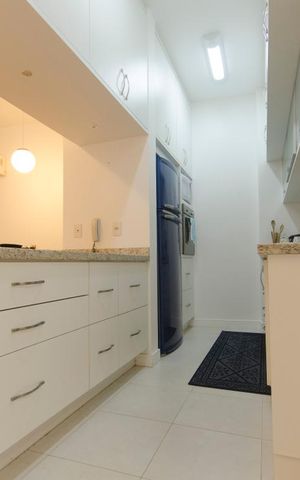 Apartamento para alugar com 105m², 2 quartos e 2 vagasCozinha
