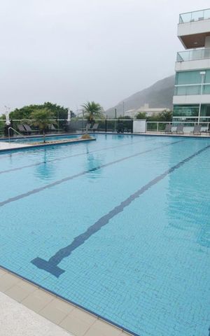 Apartamento para alugar com 105m², 2 quartos e 2 vagasÁrea comum - Piscina