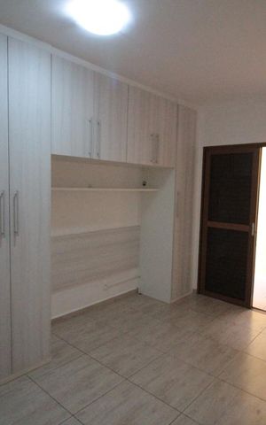 Casa para alugar com 150m², 2 quartos e 2 vagasBanheiro do Quarto 3