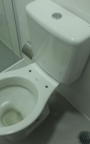 Casa à venda com 120m², 4 quartos e 3 vagasDetalhe banheiro