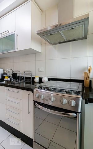 Apartamento à venda com 68m², 2 quartos e 1 vaga Apartamento à venda com 68m², 2 quartos e 1 vagaCozinha