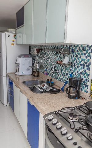 Apartamento à venda com 177m², 4 quartos e 1 vaga Apartamento à venda com 177m², 4 quartos e 1 vagaCozinha e Área de Serviço
