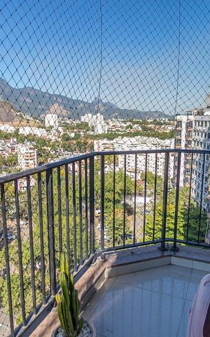 Apartamento à venda com 177m², 4 quartos e 1 vaga Apartamento à venda com 177m², 4 quartos e 1 vagaVaranda da Sala 1