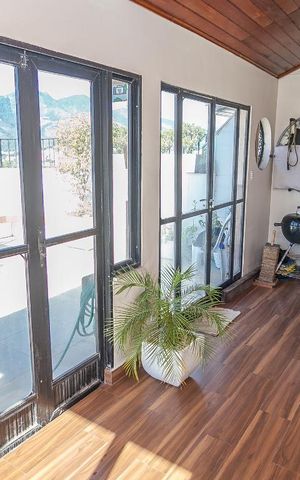 Apartamento à venda com 177m², 4 quartos e 1 vaga Apartamento à venda com 177m², 4 quartos e 1 vagaCobertura