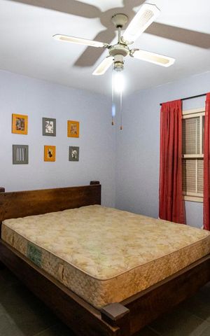 Casa à venda com 245m², 6 quartos e 3 vagasEdícula - Quarto 6 - Suíte