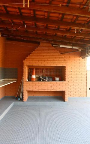 Casa para alugar com 210m², 5 quartos e 7 vagasChurrasqueira