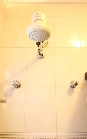 Casa para alugar com 210m², 5 quartos e 7 vagasBanheiro Social - Chuveiro