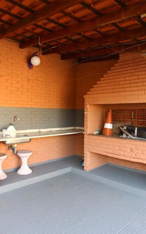 Casa para alugar com 210m², 5 quartos e 7 vagasChurrasqueira