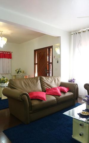 Casa para alugar com 210m², 5 quartos e 7 vagasSala