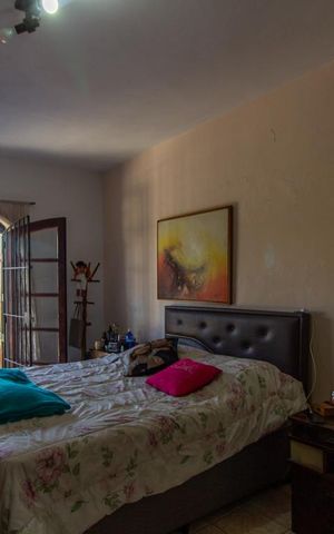 Casa à venda com 143m², 2 quartos e 2 vagas Casa à venda com 143m², 2 quartos e 2 vagasQuarto 2 - Suíte