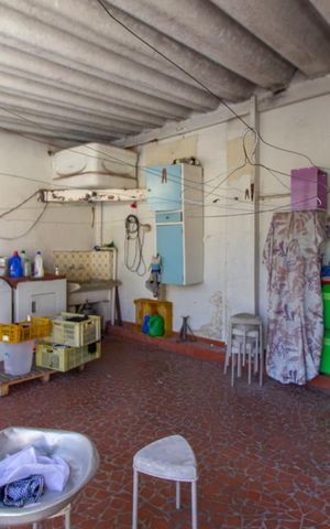 Casa à venda com 143m², 2 quartos e 2 vagas Casa à venda com 143m², 2 quartos e 2 vagasEdícula/Terraço