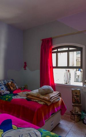Casa à venda com 143m², 2 quartos e 2 vagas Casa à venda com 143m², 2 quartos e 2 vagasQuarto 1