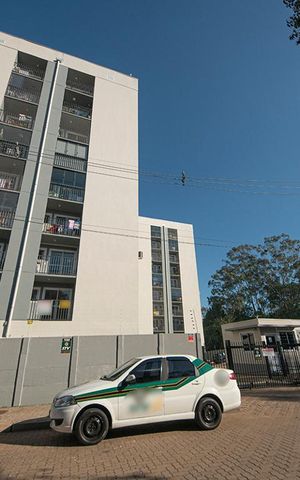 Apartamento à venda com 54m², 2 quartos e 1 vagaFachada do Condomínio