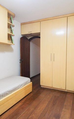 Casa à venda com 194m², 3 quartos e 3 vagasQuarto 3