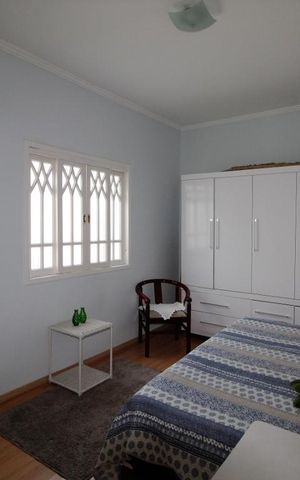 Casa à venda com 302m², 4 quartos e 2 vagas Casa à venda com 302m², 4 quartos e 2 vagasSuíte 3