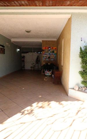 Casa à venda com 250m², 3 quartos e 3 vagasÁrea Externa