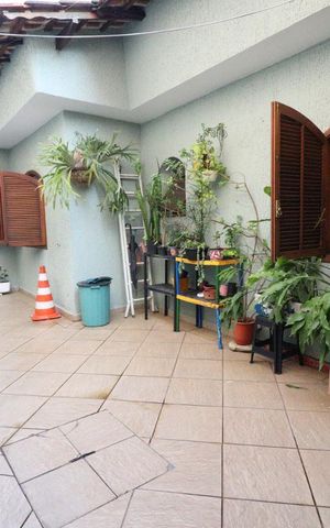 Casa à venda com 250m², 3 quartos e 3 vagasÁrea Externa