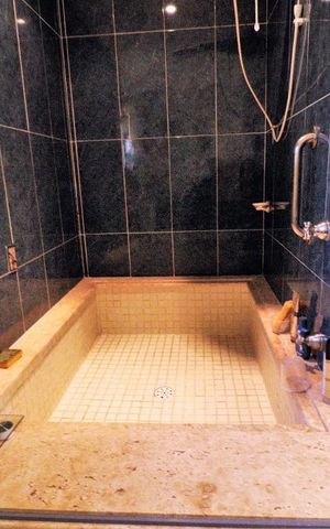 Casa à venda com 250m², 3 quartos e 3 vagasBanheiro 1