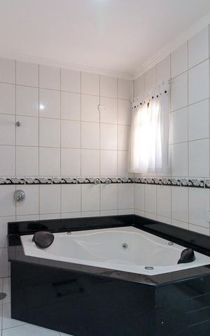 Casa para alugar com 385m², 3 quartos e 5 vagasBanheiro quarto 3 suíte