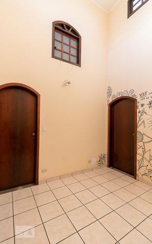 Casa para alugar com 385m², 3 quartos e 5 vagasAntessala - quartos