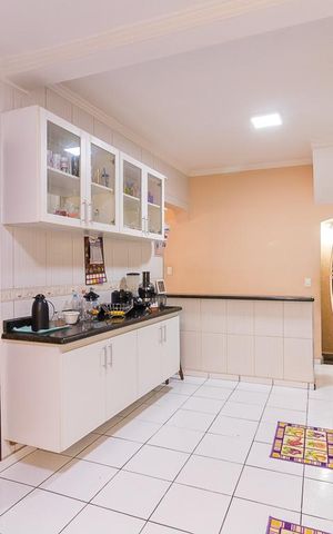 Casa para alugar com 385m², 3 quartos e 5 vagasCozinha