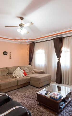 Casa para alugar com 385m², 3 quartos e 5 vagasSala