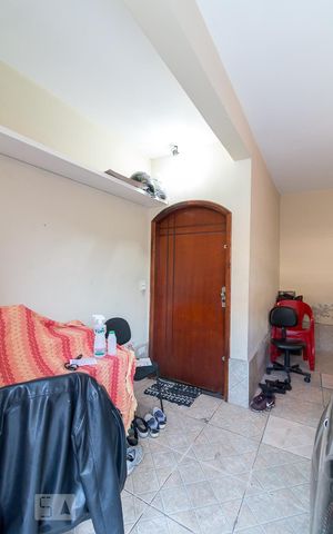 Casa para alugar com 385m², 3 quartos e 5 vagasGaragem - entrada para cozinha