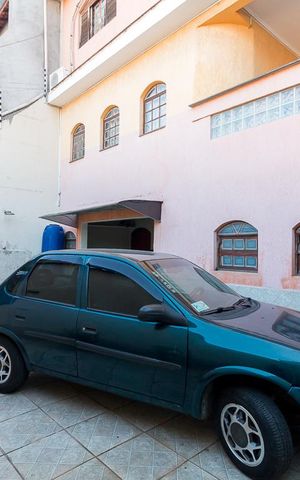 Casa para alugar com 385m², 3 quartos e 5 vagasGaragem e quintal