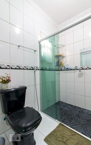 Casa para alugar com 385m², 3 quartos e 5 vagasBanheiro quarto 3 suíte