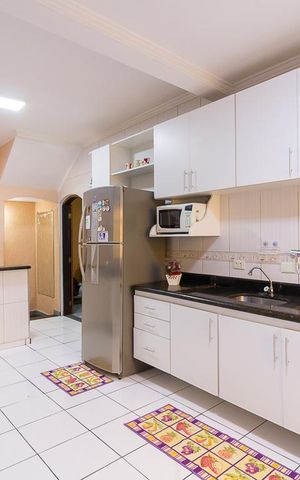 Casa para alugar com 385m², 3 quartos e 5 vagasCozinha