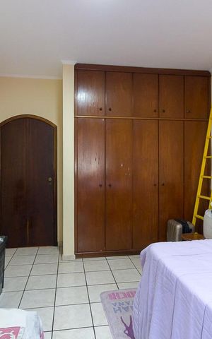 Casa para alugar com 385m², 3 quartos e 5 vagasQuarto 1