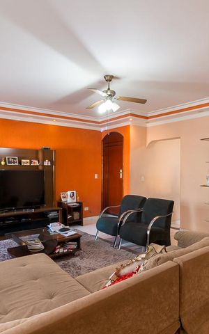 Casa para alugar com 385m², 3 quartos e 5 vagasSala