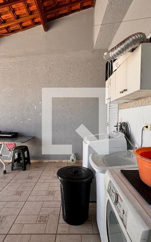 Apartamento à venda com 140m², 3 quartos e 1 vaga Apartamento à venda com 140m², 3 quartos e 1 vagaLavanderia